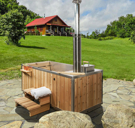 SAUNA EVOLUTION® Outdoor Red Cedar Wooden Hot Tub